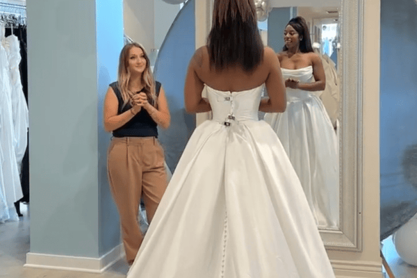 How a Wedding Dress Stylist Helps You Find “The One” Beyond Just the Dress Image