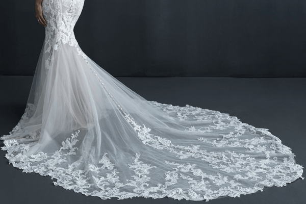 How to Select the Perfect Wedding Dress Train Length for Your Venue Image