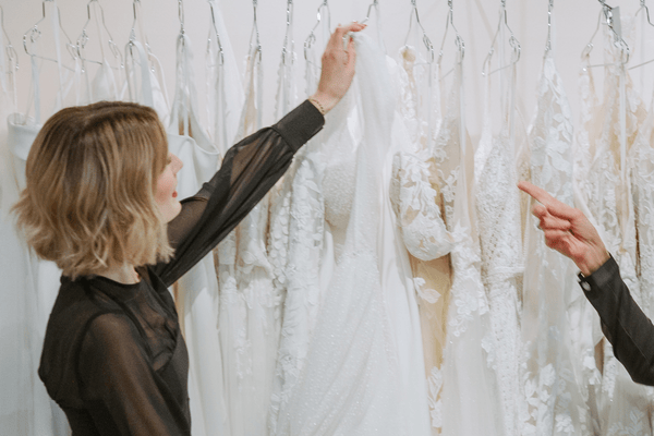 Tips for Budget Friendly Wedding Dress Shopping Image