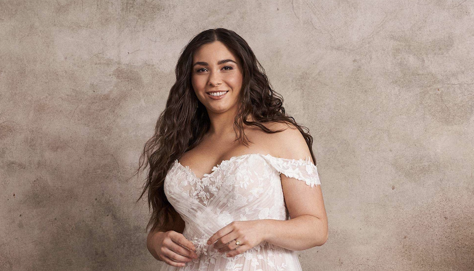 Wedding Dresses for Curvy Brides Image