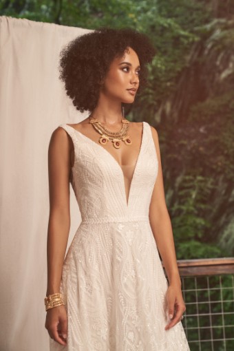 Lillian West Style #66281 #4 Sand/Ivory/Latte thumbnail