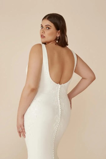 Justin Alexander Plus Size Style #Cora #2 default thumbnail