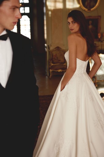 Justin Alexander Style #88425 #1 Ivory thumbnail