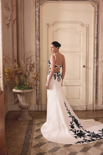 Justin Alexander Style #88496 #4 Ivory/Ivory/Latte thumbnail