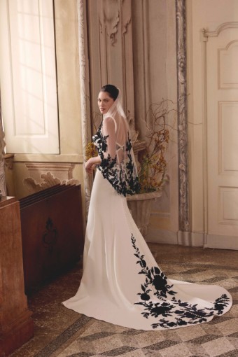 Justin Alexander Style #88496 #7 Ivory/Ivory/Latte thumbnail