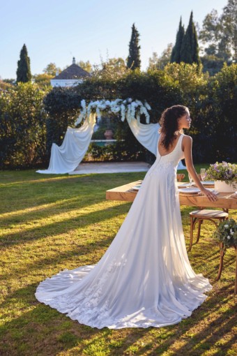 Lillian West Plus Size Style #66433 #0 default Ivory/Ivory/Latte thumbnail