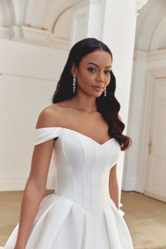 Justin Alexander Style #44558 #5 Ivory thumbnail