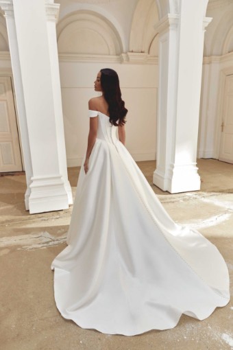 Justin Alexander Signature Style #44558 #2 Ivory thumbnail