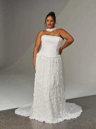 Evie Young Plus Size Bette #0 default thumbnail