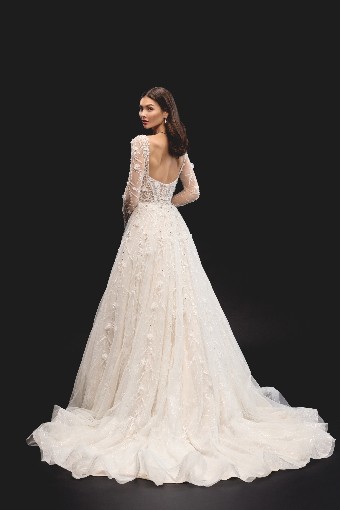 Justin Alexander Signature Twyla-99340 #4 Sand/Ivory/Latte thumbnail