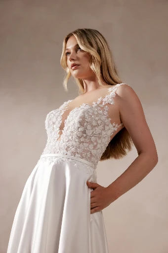 Adore by Justin Alexander Eila - 11393 #1 Ivory/Ivory/Latte thumbnail